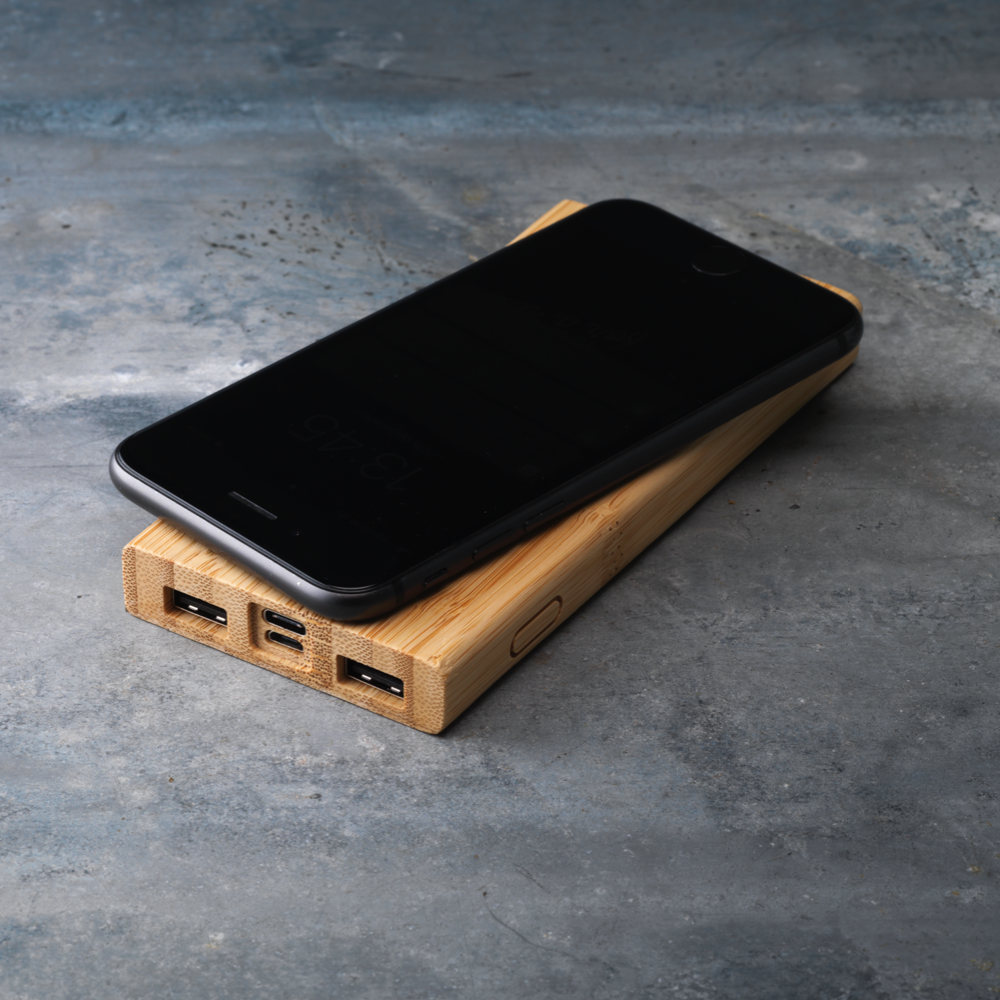 Bamboo_8000_Powerbank_pdp_2.png
