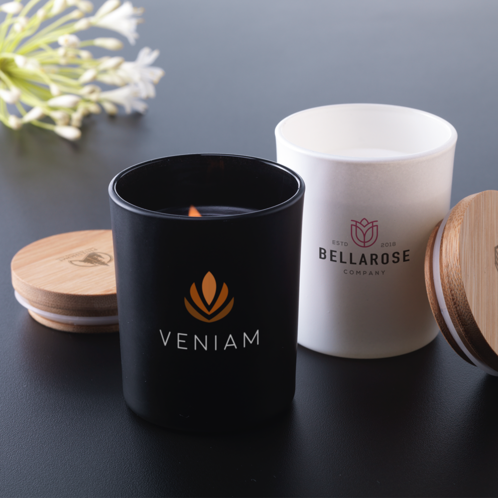 Scented_Candle_vanilla_pdp_2.png