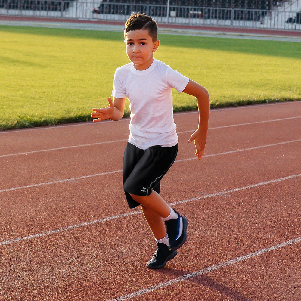 erimarunningshorts_kid_PDP_Copy_2-1.png