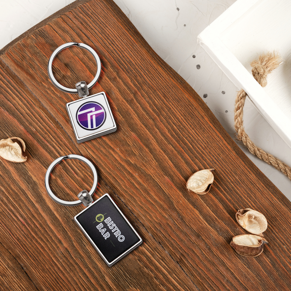 luxury_keychain_square_PDP-1.png